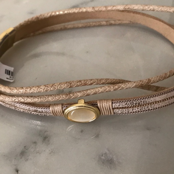 Francesca’s Double loop bracelet - Picture 3 of 3